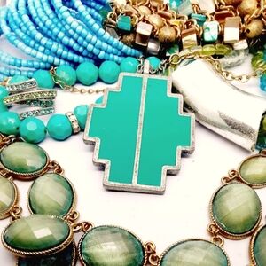 Lot of 7 Turquoise Blue Colored Beaded Jewelry Necklaces Bracelets Ring Size 7